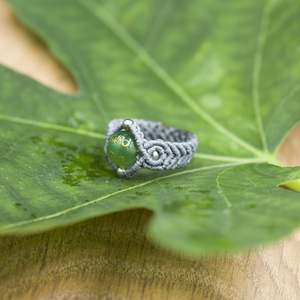 Μακραμέ δαχτυλίδι, γκρι χρώματος με Jade ( Πράσινο νεφρίτη) - ημιπολύτιμες πέτρες, μακραμέ, boho, σταθερά - 2