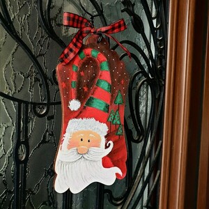 Χριστουγεννιάτικη ετικέτα ξύλινη vintage "red Santa" ,ζωγραφισμένη στο χέρι , 19χ10.5χ0.4cm - ξύλο, σπίτι, άγιος βασίλης, στολίδια, δέντρο - 3