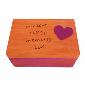 Ξύλινο χειροποίητο "our love story" memory box - Κόκκινο/Πορτοκαλί- 30*20*13,5εκ.