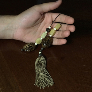 Μοναδικό μπεγλέρι με ζαντ, σκαλιστό κόκκαλο και φούντα - ασήμι 925, νεφρίτης, με φούντες, μπεγλέρι - 2