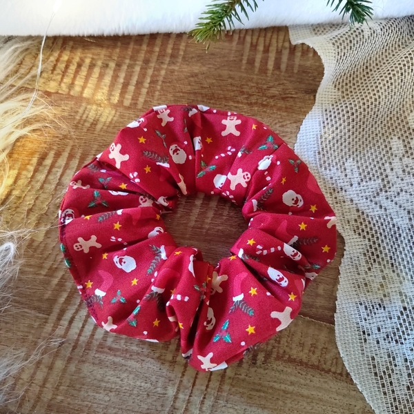 Σετ από δύο χριστουγεννιάτικα scrunchies λαστιχάκια μαλλιών με αι Βασίλη και Ρούντολφ 2 τμχ medium size - ύφασμα, χριστούγεννα, χριστουγεννιάτικα δώρα, Black Friday, σετ δώρου - 4