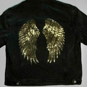 Trendy Oversized Denim Jacket - Detail on the back / Sequin Golden Angel Wings/ Black - βαμβάκι - 2