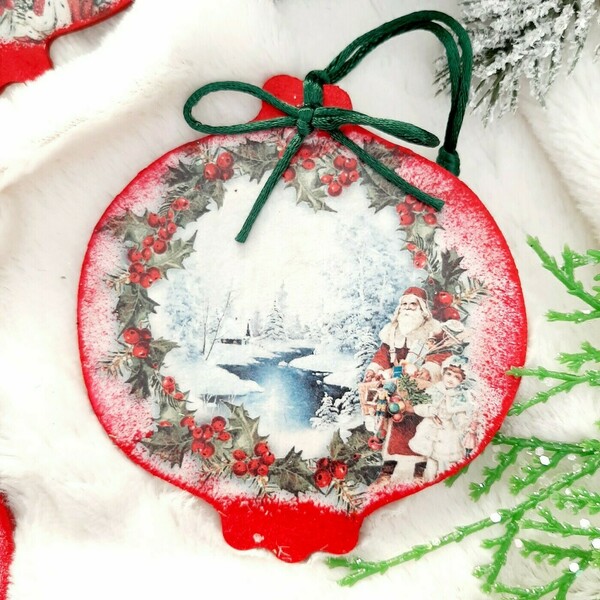 Χριστογγεννιάτικα στολίδια σε σχήμα ρόδι, με χιονισμένο τοπίο και Άη Βασίλη, σετ των 2, συλλογή ν.3, 11*10εκ. - ξύλο, ρόδι, άγιος βασίλης, στολίδια, μπάλες - 3