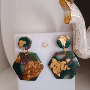 Χειροποίητα σκουλαρίκια από πηλό σε αποχρώσεις του πράσινου με χρυσές λεπτομέρειες, περίπου 5cm - πηλός, κρεμαστά, καρφάκι - 3