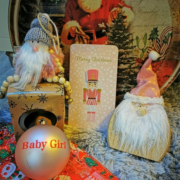 Christmas gift set for baby girl - ξύλο, άγιος βασίλης, στολίδια, μπάλες
