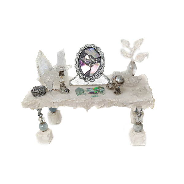 Βασίλισσα του χιονιού ξύλινη διακοσμητική μινιατούρα λευκό τραπεζάκι 7x15,5x7 εκ. - πηλός, χειμώνας, χριστουγεννιάτικα δώρα, μινιατούρες φιγούρες