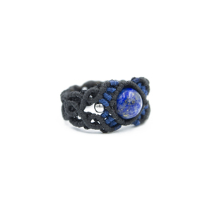 Μαύρο μακραμέ δαχτυλίδι, με Λάπις Λαζούλι - ημιπολύτιμες πέτρες, μακραμέ, boho, σταθερά - 2
