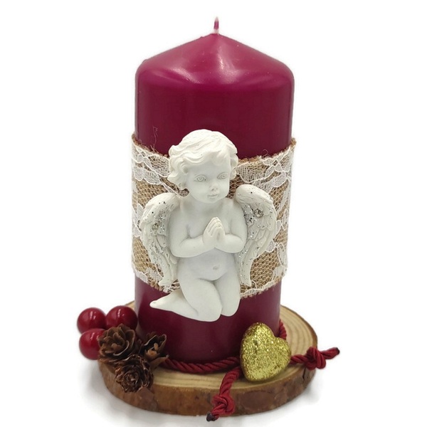 Διακοσμητικό μπορντό αρωματικό κερί ύψους 12cm σε κορμό ξύλου 9cm , με λευκό αγγελάκι - πηλός, διακοσμητικά, χριστουγεννιάτικα δώρα, κεριά, αγγελάκι