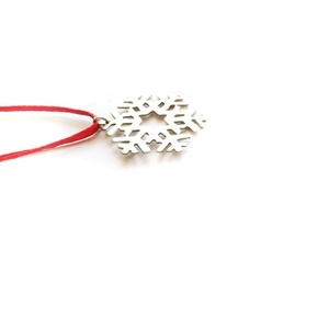 Κοντό χριστουγεννιάτικα κολιέ νιφάδα από αλπακά - αλπακάς, γεωμετρικά σχέδια, χειροποίητα, κοντά, χιονονιφάδα