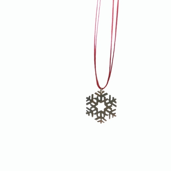 Κοντό χριστουγεννιάτικα κολιέ νιφάδα από αλπακά - αλπακάς, γεωμετρικά σχέδια, χειροποίητα, κοντά, χιονονιφάδα - 3