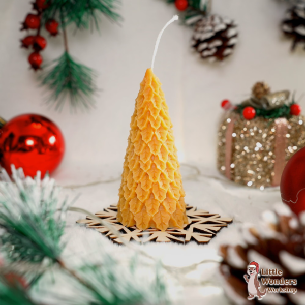 Χειροποίητο Φυτικό Αρωματικό κερί Σόγιας σε σχήμα Χριστουγεννιάτικου Δέντρου με Δώρο Ξύλινη Βάση, 10Χ5εκ. - χριστουγεννιάτικο, χριστουγεννιάτικο δέντρο, αρωματικά κεριά, χριστουγεννιάτικα δώρα, κερί σόγιας, κεριά & κηροπήγια - 2