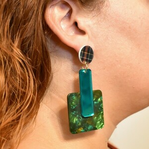 Σκουλαρίκια μακριά πράσινα από plexy glass. - μακριά, plexi glass, κρεμαστά, μεγάλα, faux bijoux - 3