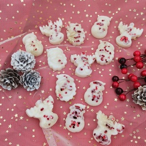 Χριστουγενιατικα χειροποίητα wax melts Χριστουγενιατικες φιγούρες σε όμορφη χάρτινη συσκευασία άγιος Βασίλη με αρωμα της επιλογής σας - αρωματικά κεριά, merry christmas, soy wax, soy candles - 2