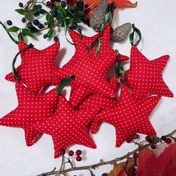 Xριστουγεννιάτικο υφασμάτινο στολιδάκι αστέρι, κόκκινο πουά - ύφασμα, αστέρι, στολίδια - 2