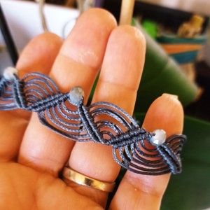 Oly macrame βραχιόλι γκρι - νήμα, μακραμέ, boho, χεριού, αυξομειούμενα - 4