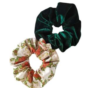 Σετ από δύο χριστουγεννιατικα scrunchies λαστιχάκια μαλλιών βελούδινο πράσινο με διακοσμητικό με αλεξανδρινα και με βαμβακερο με αλεξανδρινα. 2τμχ medium size - ύφασμα, γυναικεία, χριστουγεννιάτικα δώρα, σετ δώρου