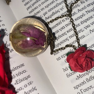 Μενταγιόν από υγρο γυαλί με αληθινό αποξηραμένο τριαντάφυλλο - γυαλί, τριαντάφυλλο, εποξική ρητίνη, πρωτότυπα δώρα, μενταγιόν - 2