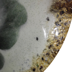 Πιατέλα μεγάλη από υγρό γυαλί σε χρώματα λευκό πράσινο και κρυσταλακια περιμετρικα - ρητίνη, πιατάκια & δίσκοι - 3
