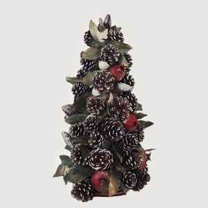 Χριστουγεννιάτικο δέντρο με ρόδια και κουκουνάρια, 42x25 εκ - ξύλο, φύλλο, ρόδι, διακοσμητικά, κουκουνάρι