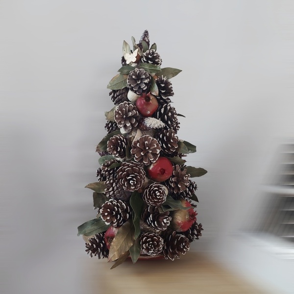 Χριστουγεννιάτικο δέντρο με ρόδια και κουκουνάρια, 42x25 εκ - ξύλο, φύλλο, ρόδι, διακοσμητικά, κουκουνάρι - 4