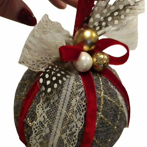 Χριστουγεννιάτικη μπάλα με φτερό - ύφασμα, στολίδια, δέντρο, μπάλες