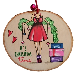 Προσωποποιημένο χειροποίητο χριστουγεννιάτικο ξύλινο στολίδι 9 εκ. για φίλη "it's Christmas time" - ξύλο, στολίδια