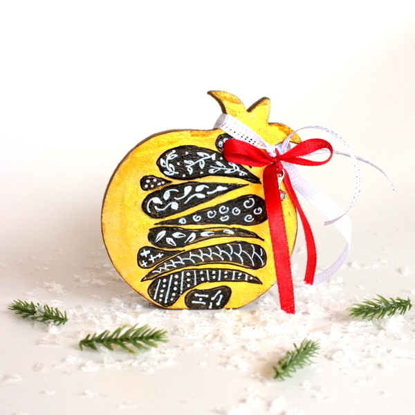 Γούρι Ρόδι Ξύλινο, Χρυσό Δέντρο - 10εκ. - ξύλο, ζωγραφισμένα στο χέρι, ρόδι, χριστουγεννιάτικα δώρα, γούρια - 2