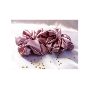 Puce- Χειροποίητο σατέν scrunchie σάπιο μήλο - μαλλί, λαστιχάκια μαλλιών, satin scrunchie - 3