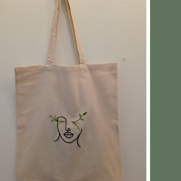 Nature lover. Handmade embroidery tote bag. - ύφασμα, ώμου, tote, πάνινες τσάντες