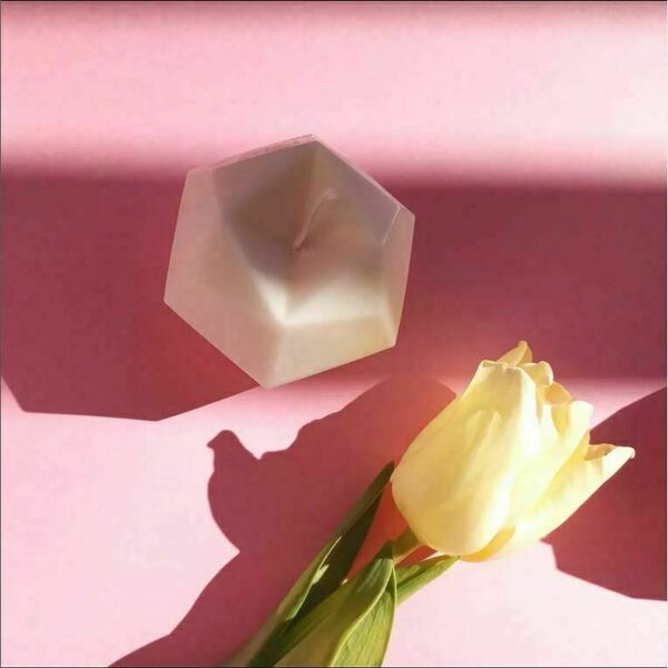 Λευκό αρωματικό, πολυγωνικό κερί από φυτικό κερί 75gr - αρωματικά κεριά - 2