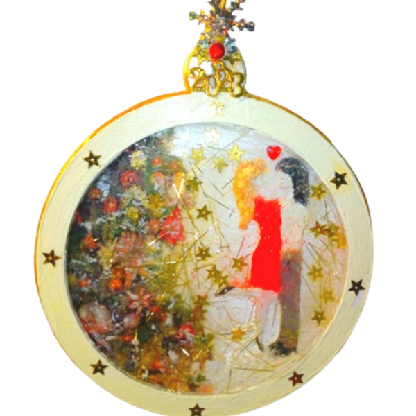 Χειροποιητο Χριστουγεννιατικο διακοσμητικο ,γουρι2024 ,- Ζευγαρι διπλα στο Χριστουγεννιατικο δεντρο - με ξυλο και υγρο γυαλι - ξύλο, γυαλί, διακοσμητικά, χριστουγεννιάτικα δώρα, δέντρο - 2