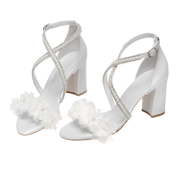 Νυφικά πέδιλα άσπρα με δέσιμο με πέρλες και λουλούδια από δέρμα - Πέδιλα Γαρυφαλλιά - δέρμα, πέδιλα, πέρλες, νυφικά, ankle strap - 3