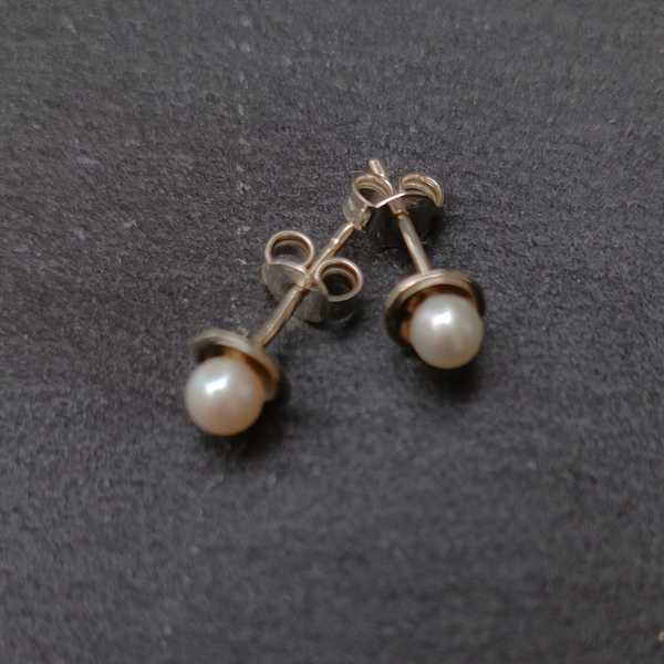 Minimal σκουλαρίκια με ασήμι και μαργαριτάρι - ασήμι, ημιπολύτιμες πέτρες, καρφωτά, μικρά - 3
