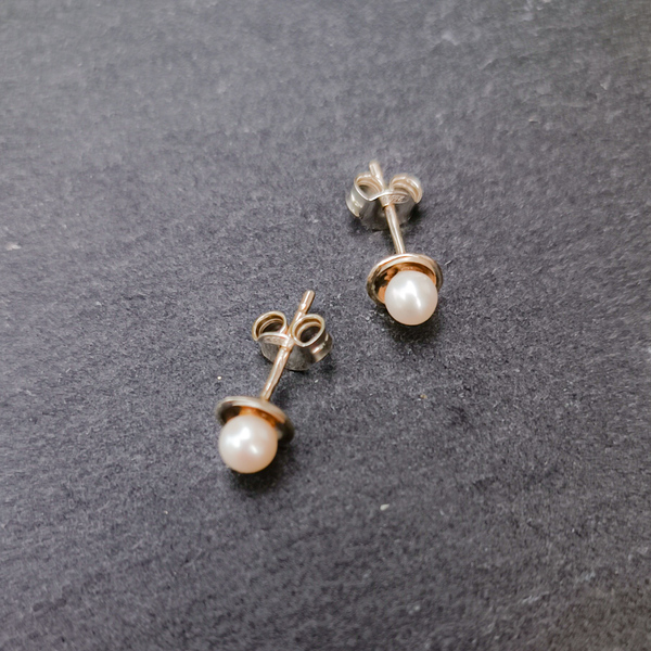 Minimal σκουλαρίκια με ασήμι και μαργαριτάρι - ασήμι, ημιπολύτιμες πέτρες, καρφωτά, μικρά - 5