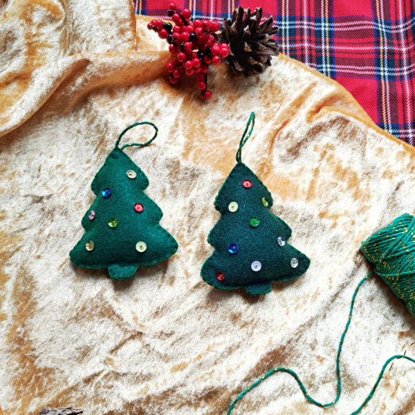 Έλατα κεντημένα με χάντρες - 10εκ.- πράσινο - ύφασμα, χριστουγεννιάτικα δώρα, στολίδια, μαλλί felt, δέντρο - 2