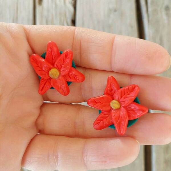 Χειροποίητα σκουλαρίκια – Αλεξανδρινό φυτό. - πηλός, λουλούδι, καρφωτά, καρφάκι
