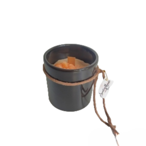 Χειροποίητο μπεζ κερί με άρωμα pumpkin souffle 210ml σε κεραμικό μαύρο δοχείο - αρωματικά κεριά, κεριά, κολοκύθα