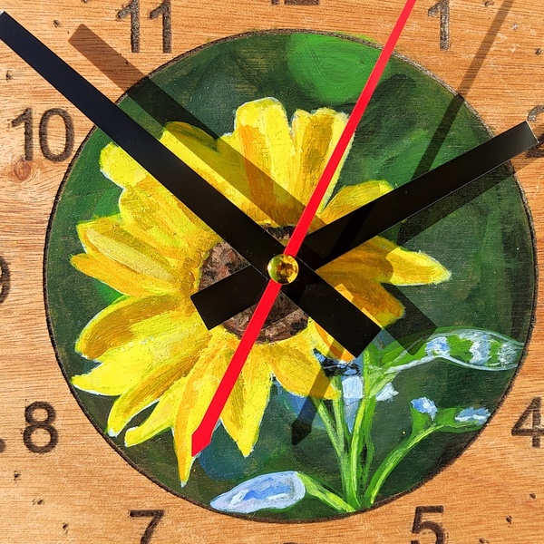 Ξύλινο ρολόι τοίχου ζωγραφισμένο στο χέρι με ακρυλικά. Ήλιος λουλούδι σε ρολόι. Διαστάσεις 20χ20 εκ. - ξύλο, ζωγραφισμένα στο χέρι, τοίχου, ήλιος - 4