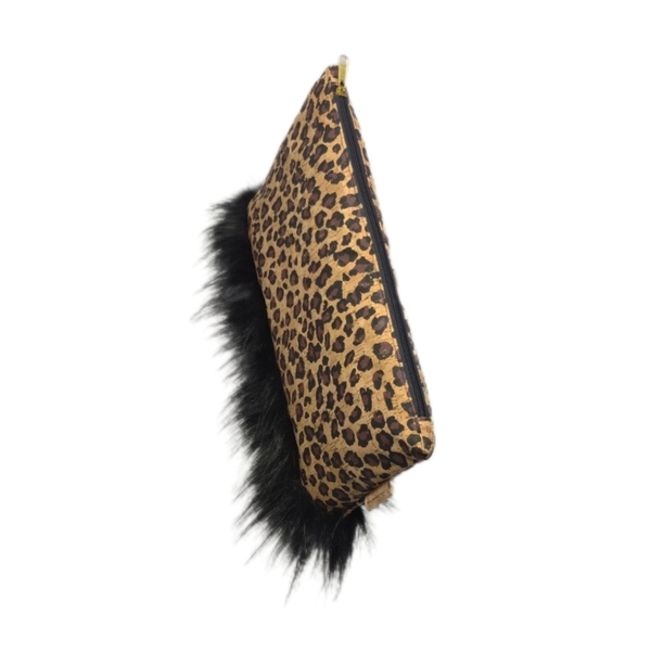 Clutch Leopard με μαύρη γούνα. Γυναικεία τσάντα από φελλό. Anifantou - animal print, clutch, φελλός, χειρός, βραδινές - 2