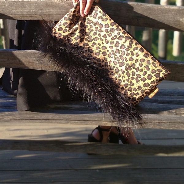 Clutch Leopard με μαύρη γούνα. Γυναικεία τσάντα από φελλό. Anifantou - animal print, clutch, φελλός, χειρός, βραδινές - 5