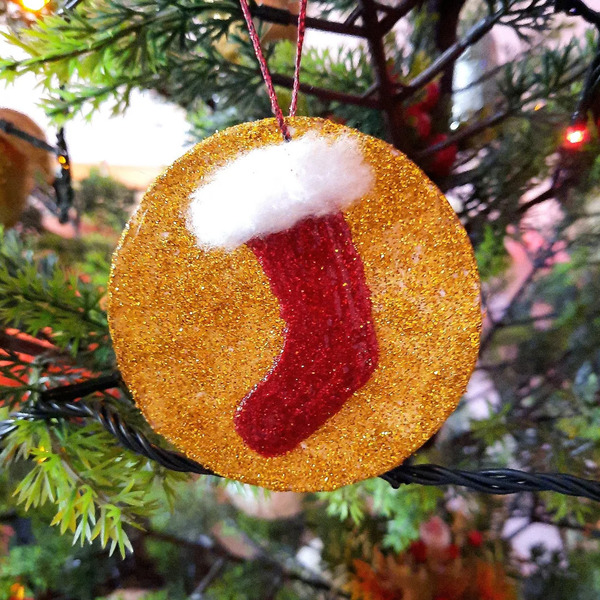 Χριστουγεννιάτικο κρεμαστό στολίδι κάλτσα του Αη Βασίλη - χαρτί, άγιος βασίλης, στολίδια - 2
