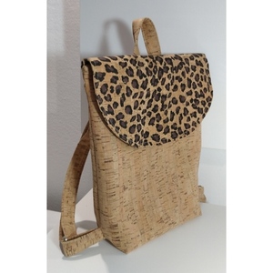 Γυναικεία τσάντα πλάτης από φελλό, με καπάκι Leopard. Anifantou - animal print, πλάτης, μεγάλες, all day, φελλός - 2