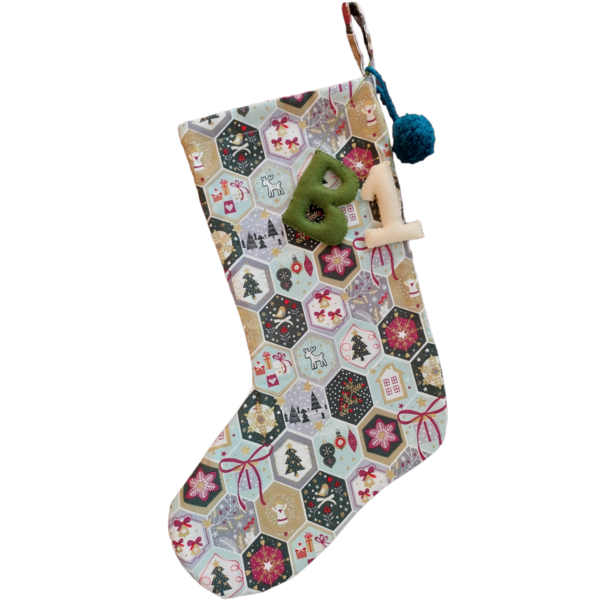 Χριστουγεννιάτικη βαμβακερή κάλτσα δώρο για την δασκάλα με γράμμα και αριθμό τμήματος 40 εκ. - ύφασμα, διακοσμητικά