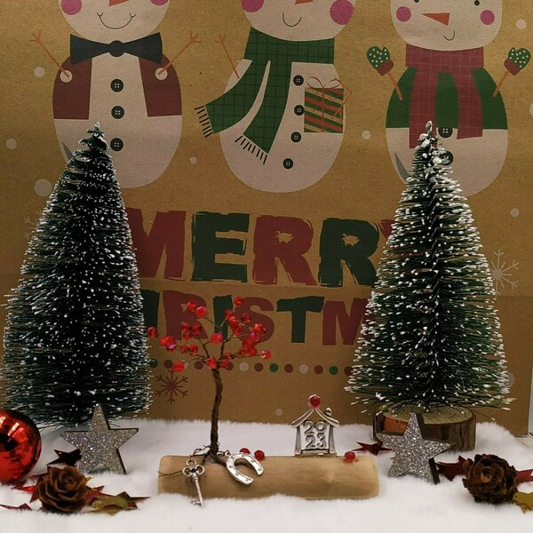 Γούρι 2023 - Δέντρο ζωής από σύρμα σε ξύλο θαλάσσης με κόκκινες χάντρες - ασημί λεπτομέρειες - ξύλο, χριστουγεννιάτικα δώρα, γούρια, δέντρο - 3