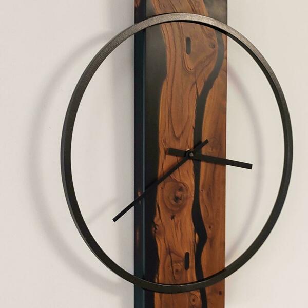 Ρολόι τοίχου"Gaia"κατασκευασμένο από μέταλλο,ξύλο και υγρό γυαλί. - ξύλο, τοίχου, χειροποίητα, ξύλινα διακοσμητικά - 3