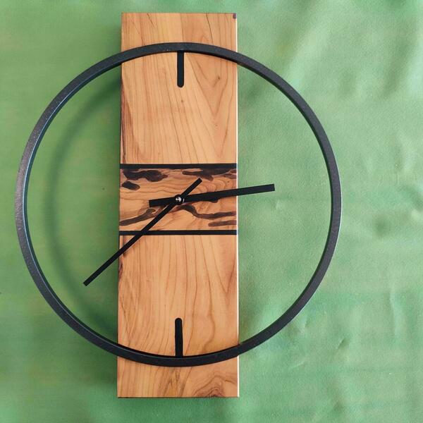 Ρολόι τοίχου"Apricot" κατασκευασμένο από μέταλλο , ξύλο και υγρό γυαλί - ξύλο, τοίχου, χειροποίητα, διακοσμητικά - 5