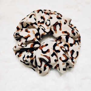 Λαστιχάκι μαλλιών scrunchie leopard large - ύφασμα, animal print, για τα μαλλιά, λαστιχάκια μαλλιών