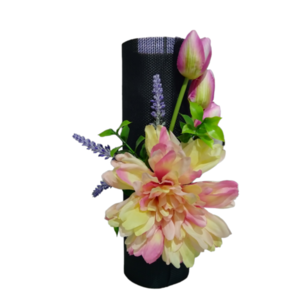 Χειροποίητο γυαλινο μαύρο κηροπήγιο με λουλούδια. Διαστάσεις 25*10 - γυαλί, διακοσμητικά, κεριά & κηροπήγια
