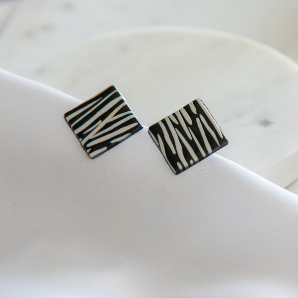 Χειροποίητα σκουλαρίκια απο πολυμερικό πηλό animal print σε μαύρο χρώμα - πηλός, κρίκοι, πολυμερικό πηλό - 3