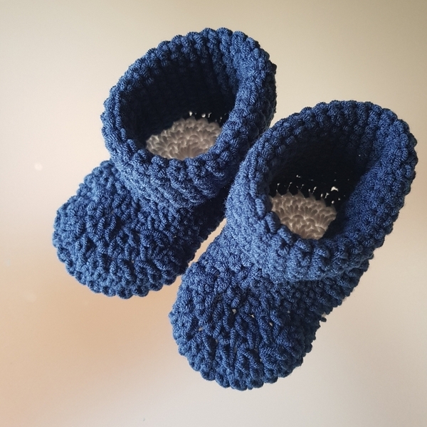Baby booties/ Βρεφικά μποτάκια - crochet - 2